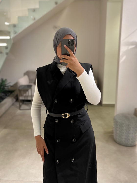 Long black vest FW26