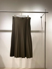  Lyon olive skirt