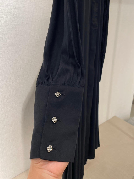 Black tencel shirt