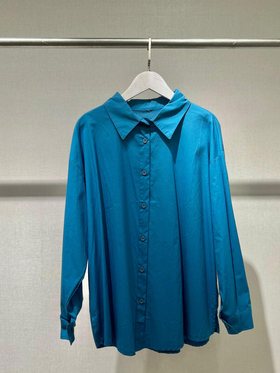 Basic blue shirt