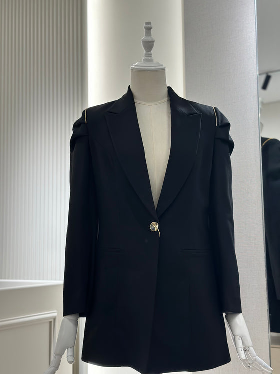 Black crepe blazer