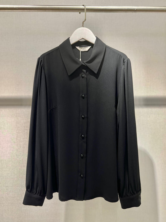 Black buttoned shirt
