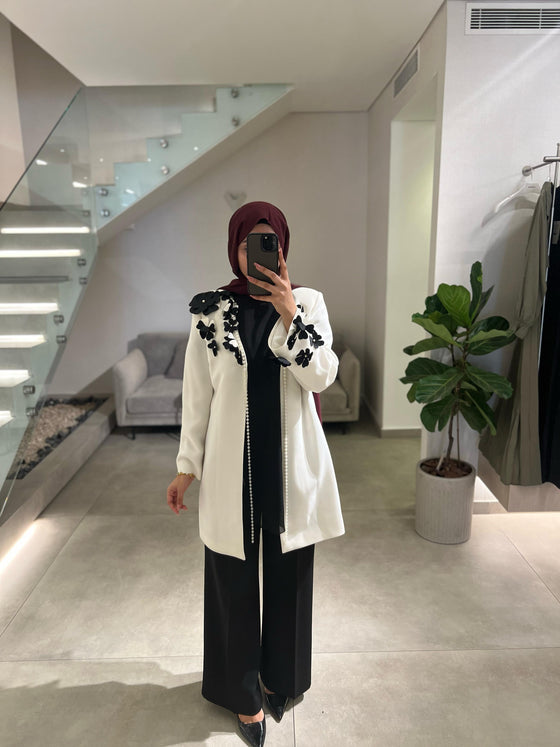 Serpil white & black blazer