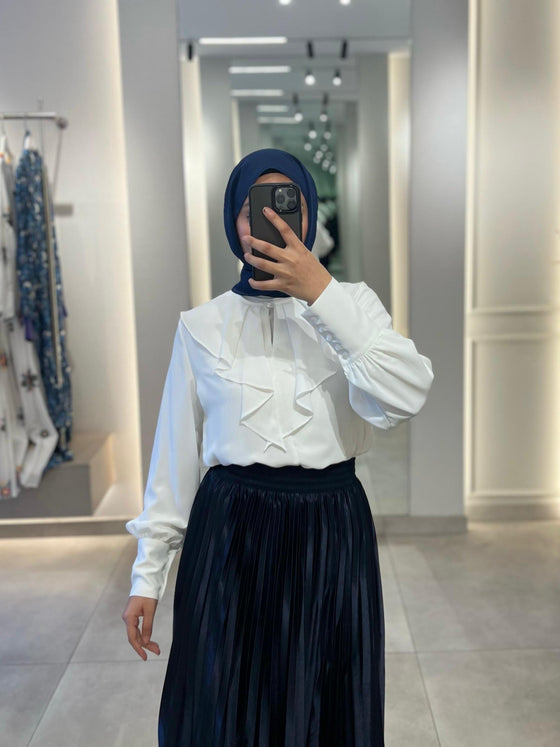 White classic shirt