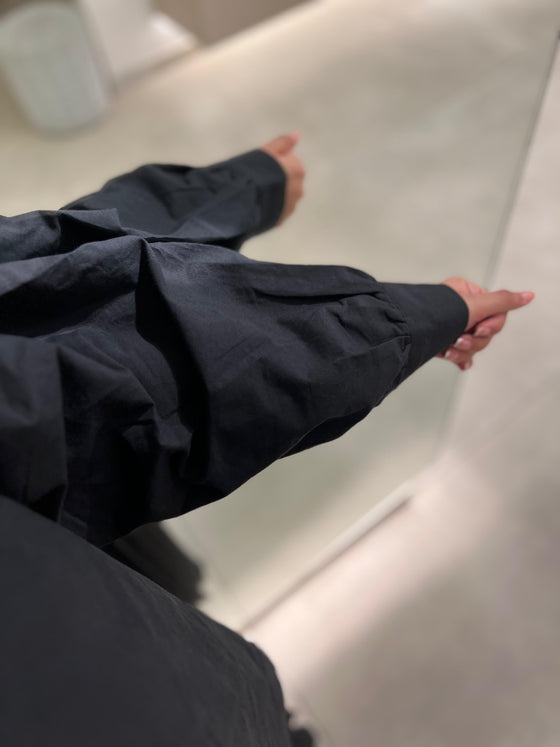 black dentelle shirt