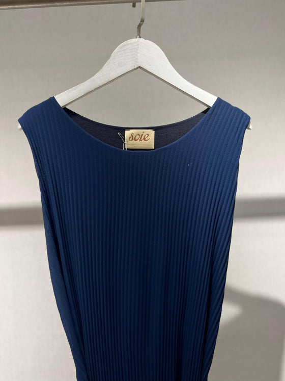 Italian pleated navy dress