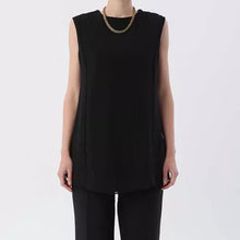  Basic sleeveless chiffon black top