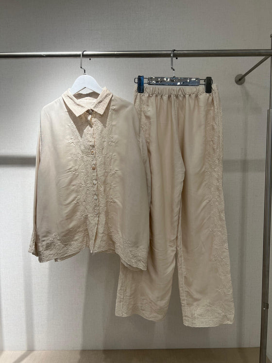 Linen embroidered beige set