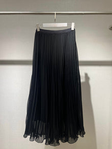  Black chiffon pleated skirt