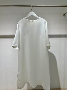  basic white shirt