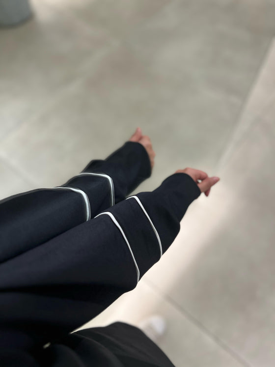 Black & white sport set