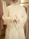 Dentelle cream evening dress