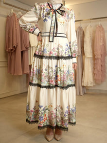  Offwhite printed lace dress