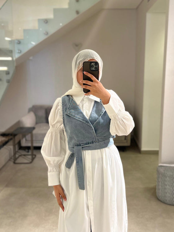White long shirt with jilet