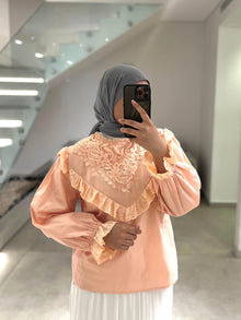  Dentelle salmon shirt