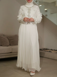  White evening set