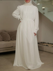  white chiffon evening dress