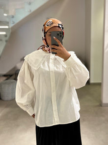  white dentelle shirt