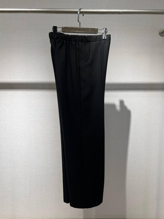 Black crepe wide pants