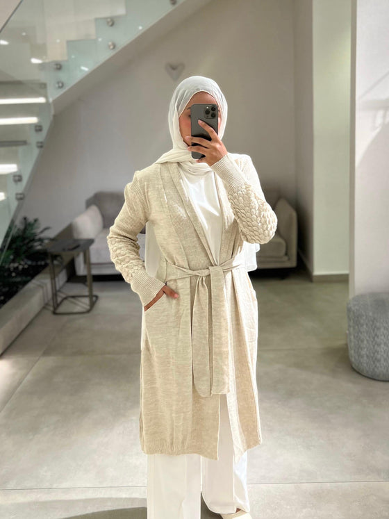 Knitted beige cardigan FW26